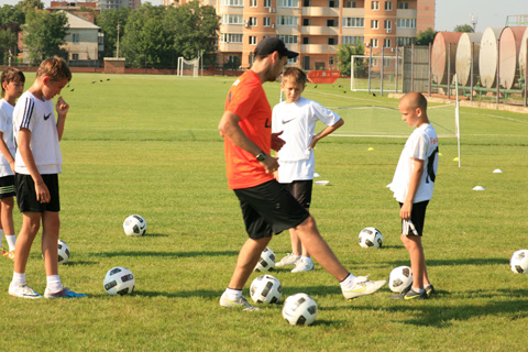 Уроки футбола станут обязательными для ростовских школьников с 1 сентября