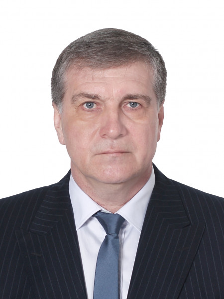 Сегодня Заместитель председателя Краснодарской краевой федерации футбола, известный в прошлом арбитр, а ныне инспектор Первой лиги Василий Правило отмечает 64-й день рождения