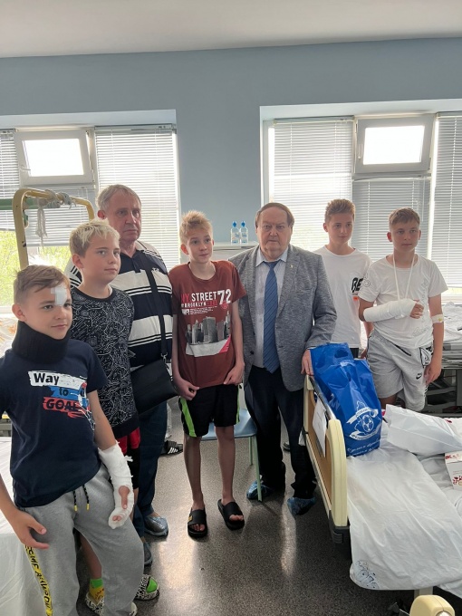 Члены исполкома областной федерации навестили юных футболистов