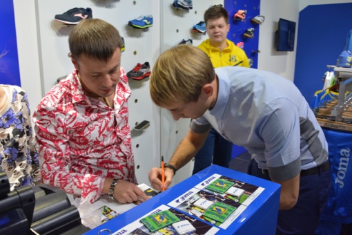 «Ростов» проведет автограф-сессию в магазине JOMA
