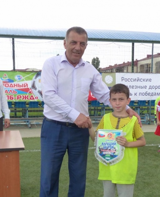 Сегодня Председателю федерации футбола Чеченской республики Алашу Солтаеву исполняется 62 год