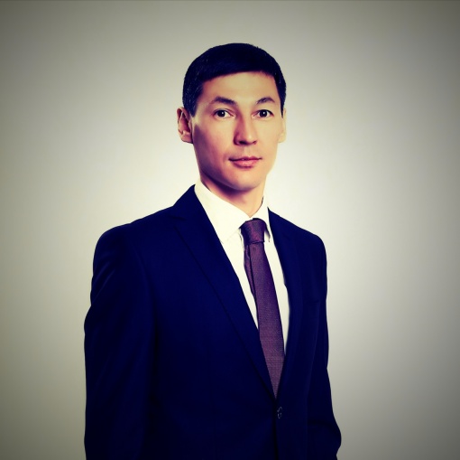 Сегодня президенту федерации футбола республики Калмыкия  Аюке Хасикову исполняется 42 года