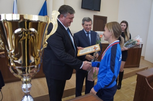 Поздравили чемпионок