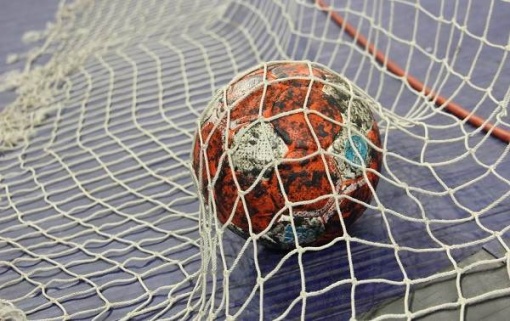 С гандболом о футболе!