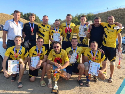 В Азовском районе состоялся первый официальный турнир по пляжному футболу