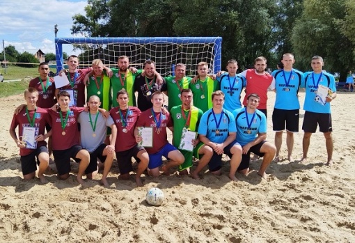 В День физкультурника в Казанской играли в футбол на песке