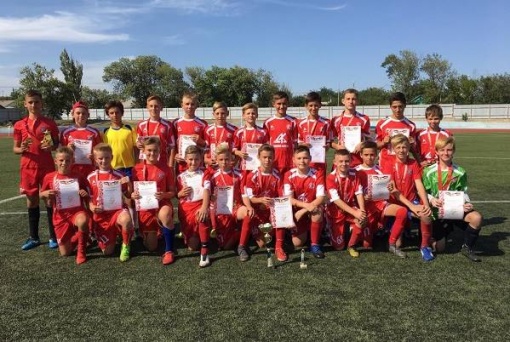 Первым победителем XV областного Кубка на призы Вагиза Хидиятуллина стал футбольный клуб «Сокол» 