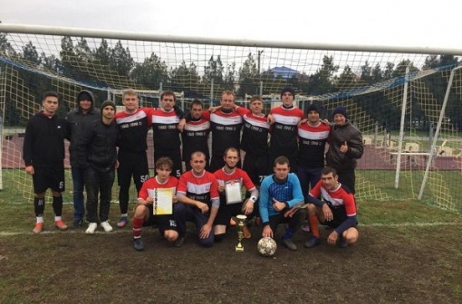 В Семикаракорске закрыли футбольный сезон 2022 года