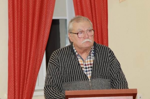 Сегодня ветеран донского футбола, известный в прошлом судья, а ныне инспектор РРООФФ Виталий Супрун отмечает 76-й день рождения.