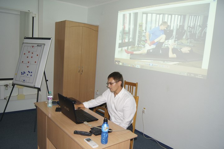 VALy-AiSxK0.jpg VALy-AiSxK0.jpg